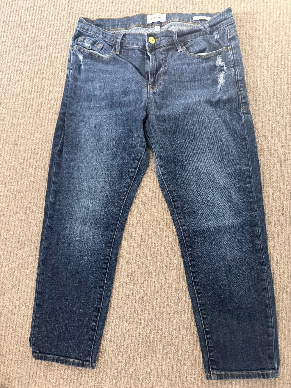 FRAME Cropped Boyfriend Jean